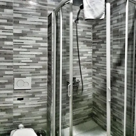 Unique 3* Roma