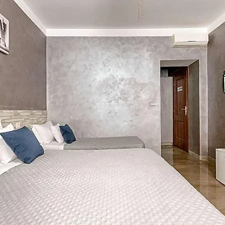 Unique 3* Рим